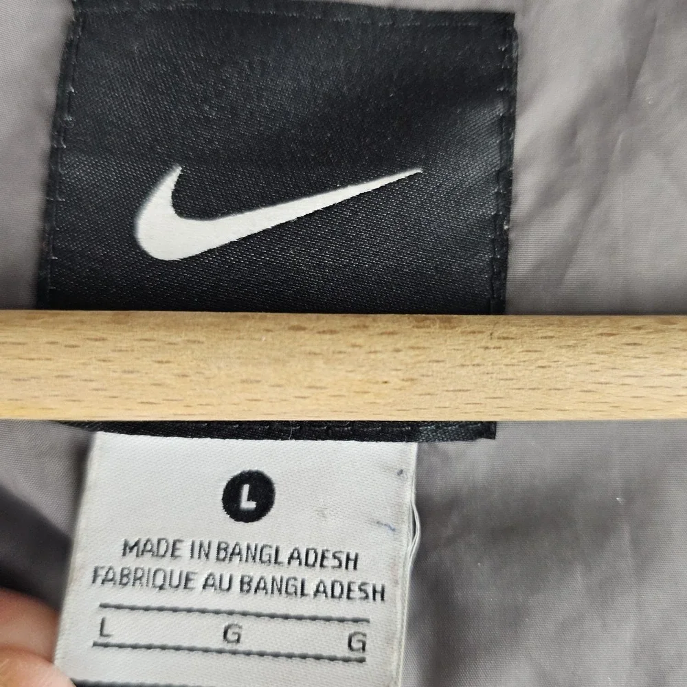 Nike there small